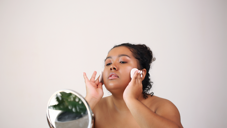 Why Use Toner? The Benefits of Adding Toner to Your Skincare Routine